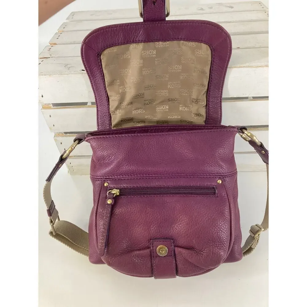 MICHAEL KORS, SMALL PURPLE LEATHER CROSSBODY BAG (ASIS)
